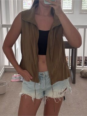 Zara Khaki Utility Vest with Zip